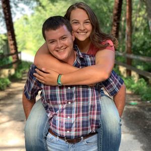 Meet your Posher, Megan